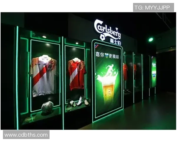 抽足球星卡片体验开启收集狂欢赢取惊喜奖励感受绿茵激情魅力